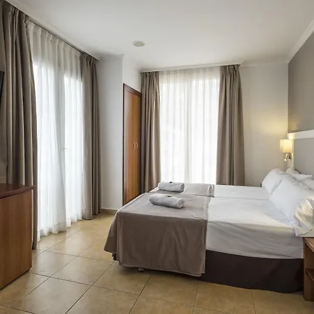 Rosamar & 4*s Lloret de Mar